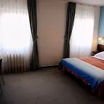 Eco Center 3*
