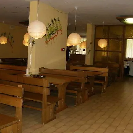 Eco Center 3*