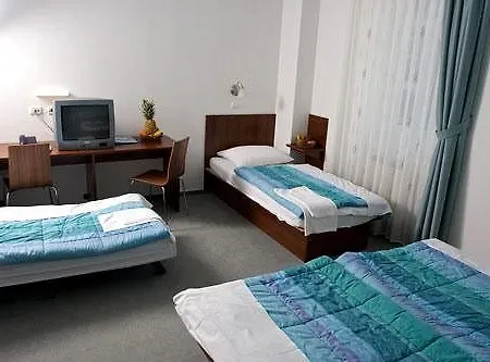 Eco Center 3* Postojna