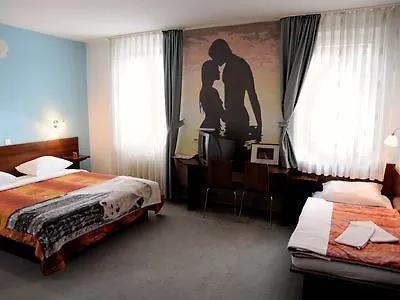 Eco Center 3* Postojna