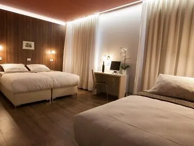 Eco Center 3* 포스토이나