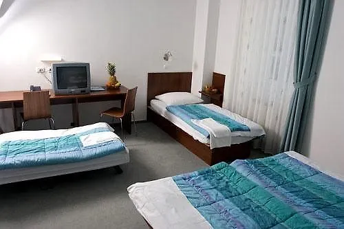 Eco Center 3* Postojna